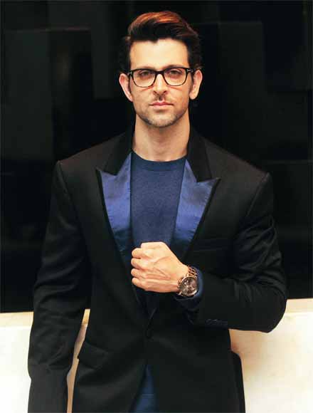 Kunal Khemu To Hrithik Roshan: Suit It Up Like The Handsome Hunk For A Lasting Impression - 2