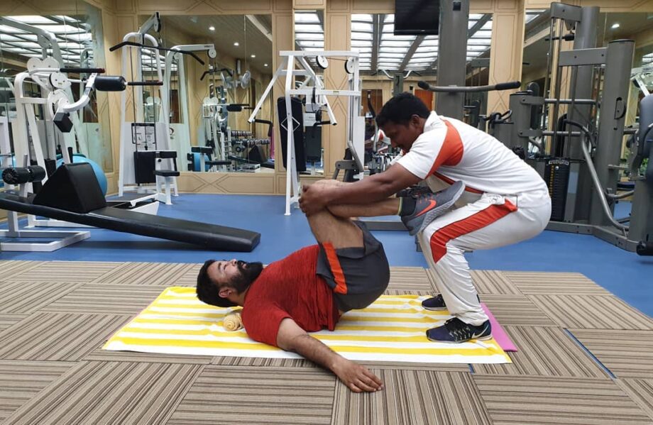 Malayalam Superstar Mohanlal’s Latest Fitness Yoga Photos Going Viral & Inspiring Everyone, Check Out - 2