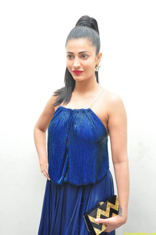 Marvellous Blue: Best Of Keerthy Suresh To Shruti Haasan In Blue, Looks Royal - 0