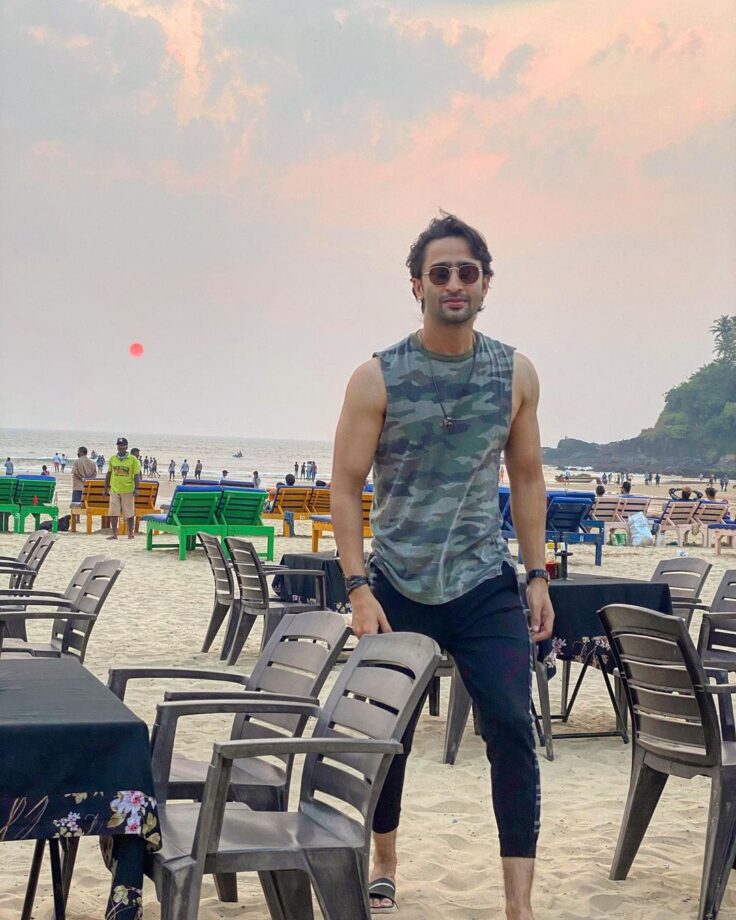 Some Occasion In Summer? Shaheer Sheikh Is Your Perfect Inspiration For Fashion Goals - 2