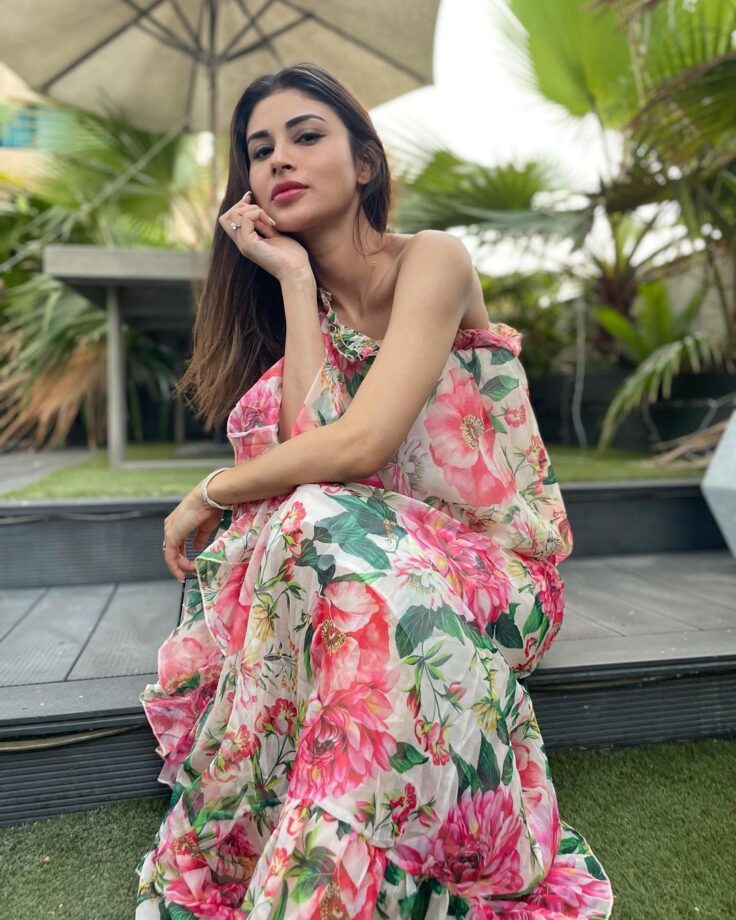 5 Best Looks Of Mouni Roy In Floral Outfits That Are Perfect For The Hot Season & Are Worth Checking Out - 4