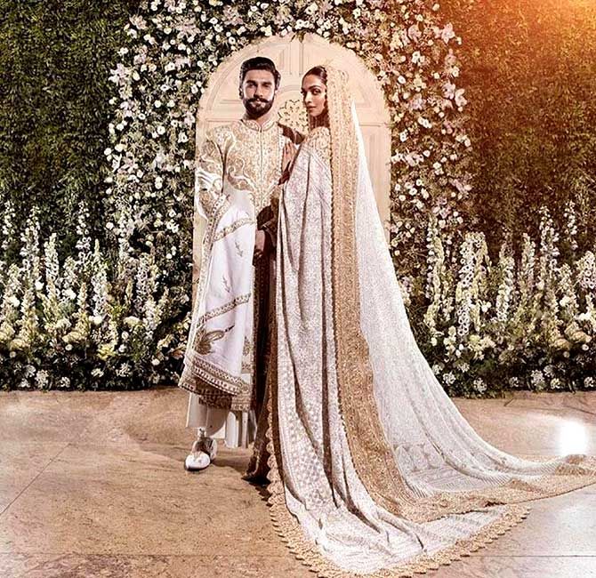 OMG!! Deepika Padukone’s Wedding Saree Cost 1600 Man Hours To Make - 0