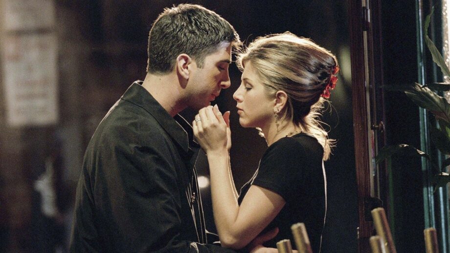OMG! Jennifer Aniston & David Schwimmer Reveal They Had Crush On Each Other 406297