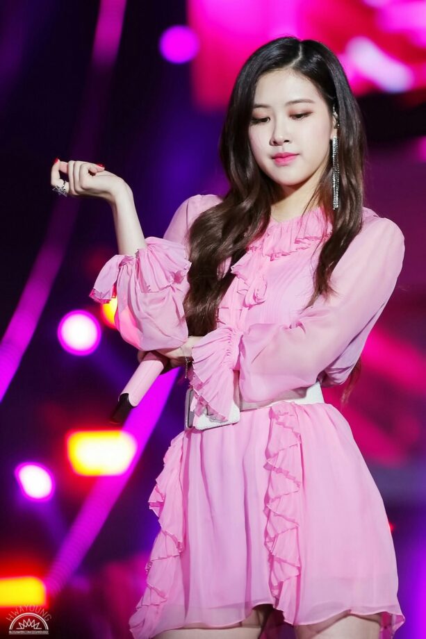 Pinktastic In Pink: Blackpink Rose And Her Endless Love For Pink - 3