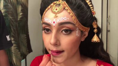 RadhaKrishn fame Mallika Singh’s make-up room video goes viral, it’s a must watch