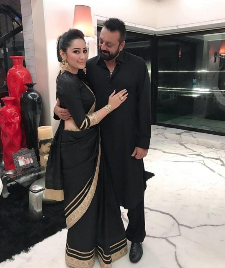 Saif Ali Khan To Sanjay Dutt: 5+ B-Town Celebs Who Find Comfort In Cotton Kurtas - 5