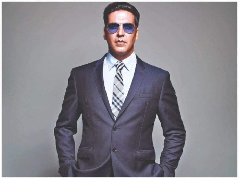 From Shah Rukh Khan To Akshay Kumar: Hot Bollywood Actors In Striking Suits - 2