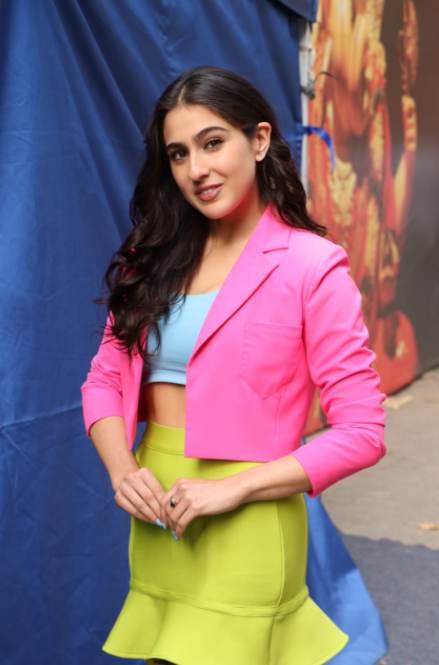 Shraddha Kapoor, Sara Ali Khan & Ananya Panday’s Perfect Guide To Style Cropped Blazers - 1