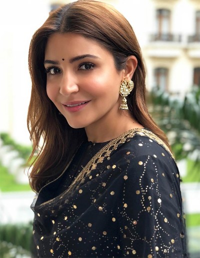 Silver Or Gold: Which Earrings Of Anushka Sharma Will You Steal For Your Saree? - 3