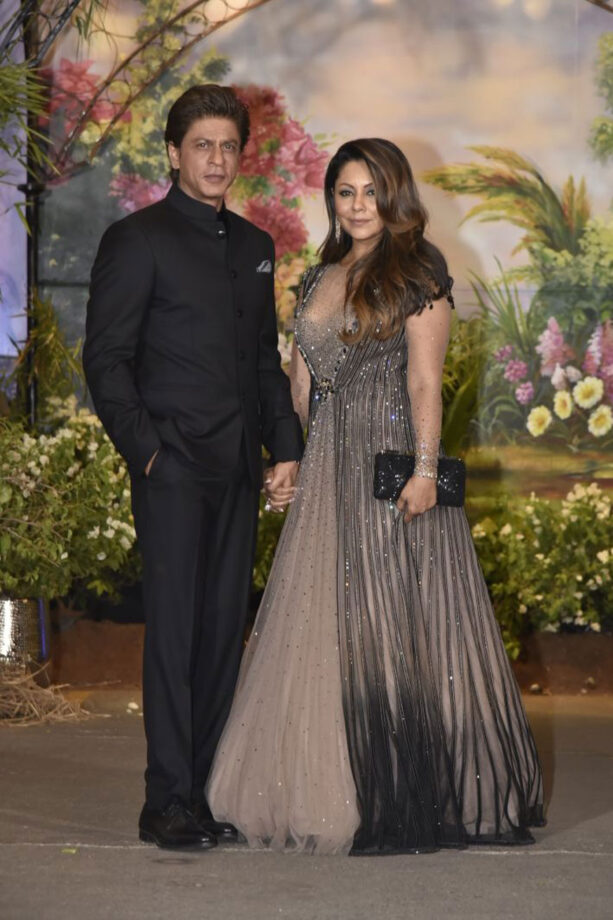 The Stylish Duo: Gauri Khan & Shah Rukh Khan’s Color Coordinated Fashion Styles - 1