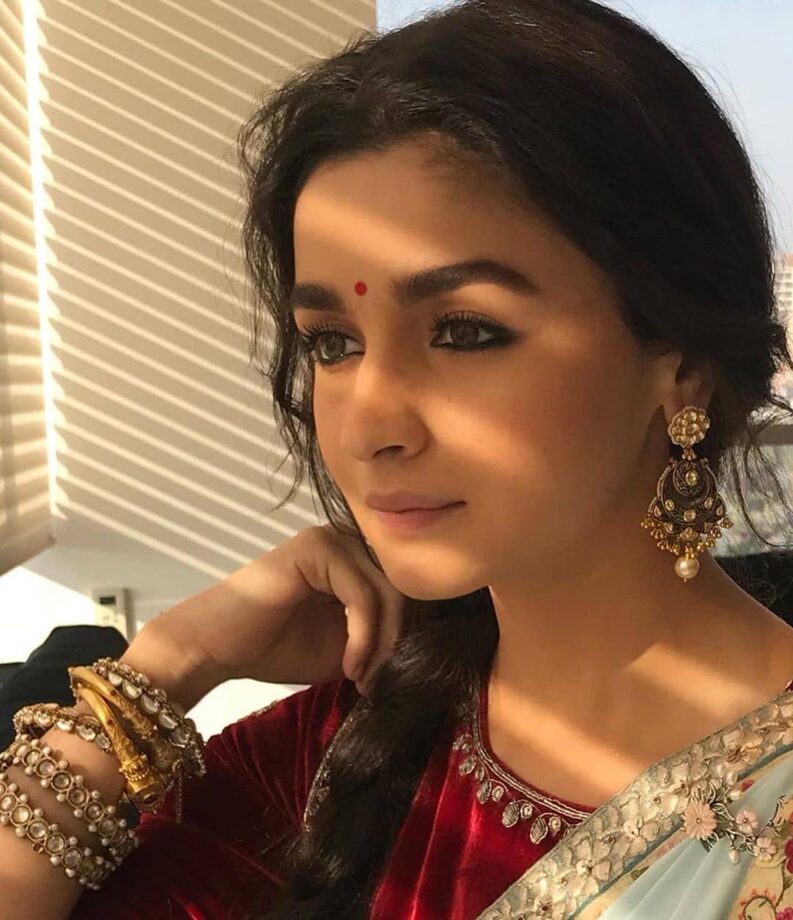 Unseen Sunkissed Pictures Of Alia Bhatt That Will Leave You In AWW - 3