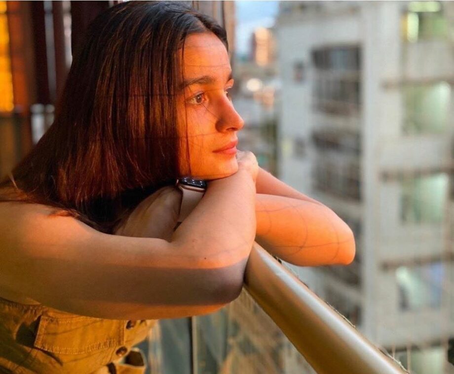 Unseen Sunkissed Pictures Of Alia Bhatt That Will Leave You In AWW - 0