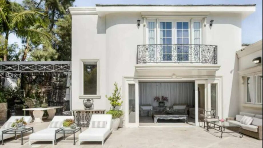 Wow! Let’s Make A Tour Of Shah Rukh Khan’s LA Home: Which Is The Dreamiest Property Ever, Yay Or Nay? - 0