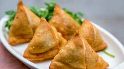 Yum In The Tum: Samosas To Relish The True Fun Of Monsoon: Recipe Here