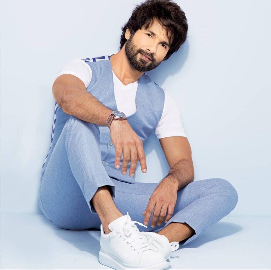 10+ Pictures That Prove There Is No Fashion Competition For Shahid Kapoor In B-Town - 4