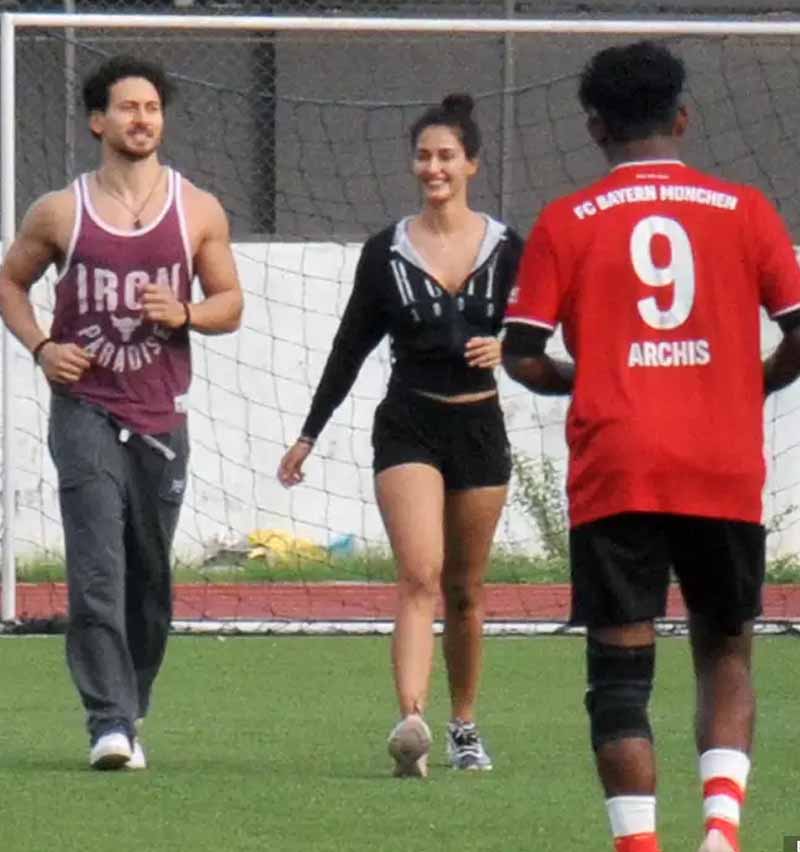 Uff Garmi: When Disha Patani cheered for Tiger Shroff in football game wearing hot short pants - 0