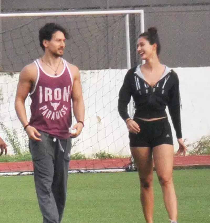 Uff Garmi: When Disha Patani cheered for Tiger Shroff in football game wearing hot short pants - 1