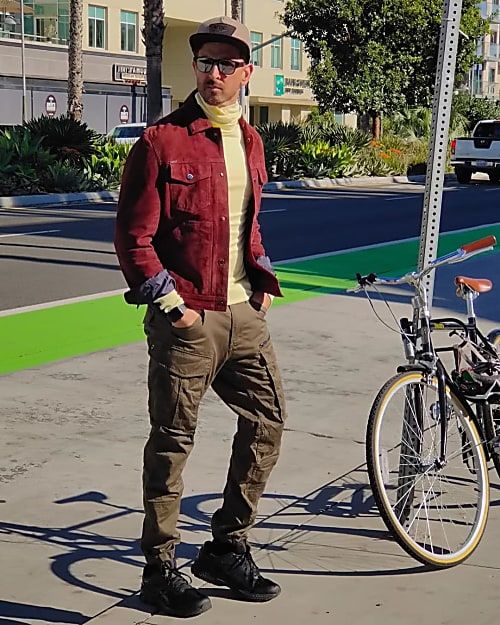 7 Times Hrithik Roshan Went Out On The Streets And Netizens Couldn’t Handle The Hotness - 3