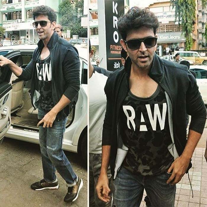 7 Times Hrithik Roshan Went Out On The Streets And Netizens Couldn’t Handle The Hotness - 2