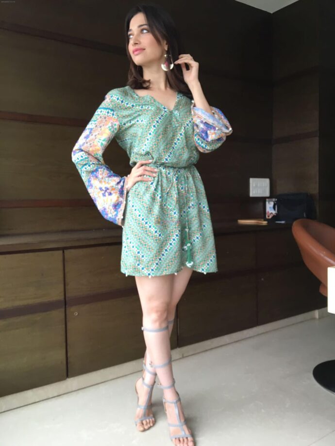 5 Times Tamannaah Bhatia Kept The Western Game Subtle, See Pictures - 3