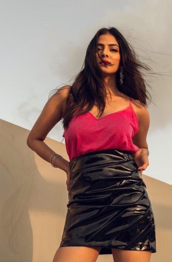 Malavika Mohanan: The Ultimate Fashion Guide To Ace Any Top-Wear With Glam - 4