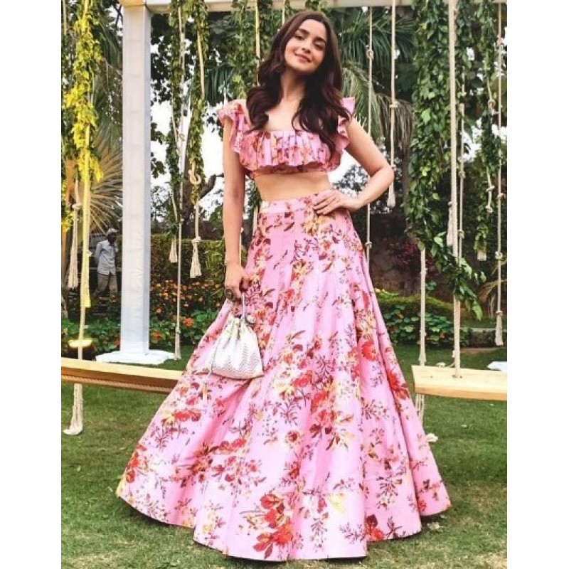 Alia Bhatt Has Our Eyes Glued Over Her In An Absolute Cute Girlish Avatar - 3