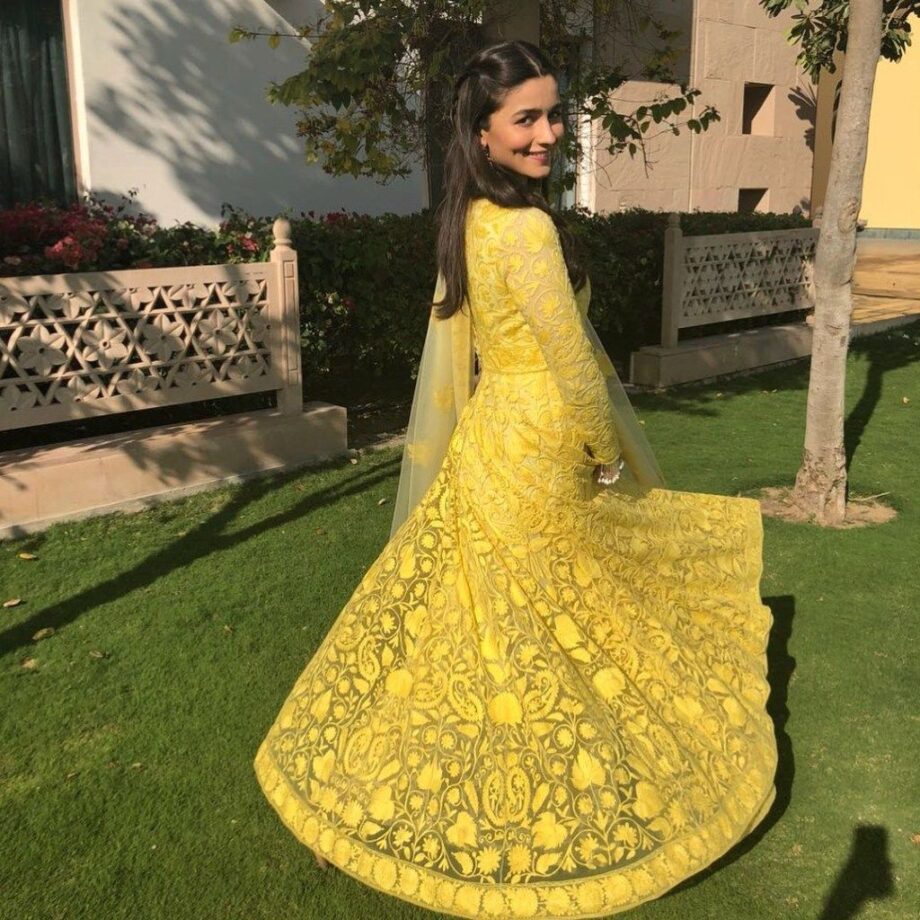 Alia Bhatt’s Yellowish Manish Malhotra Sharara Set Is Perfect For Your Haldi Ceremony, Check Out Pics - 0