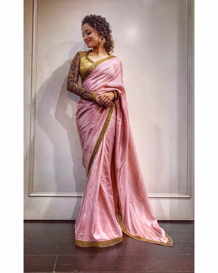 Navratri Special: Get Ready This Festive Season To Slay In Banarasi Saree: Take Cues From Ankita Lokhande To Look Gorgeous - 10