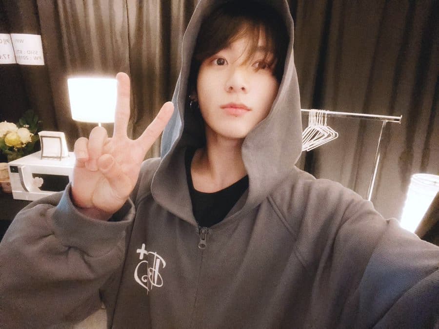 Are You A Hoodie Lover? Yay! Well See Pictures Of BTS Jungkook To Slay In Your Cossy-Cozy Hoodies - 0