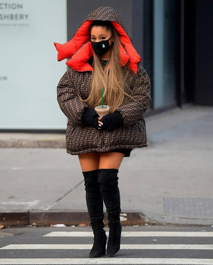 Street Style VS Glam: Which Look Of Ariana Grande Bedazzled You The Most? - 2