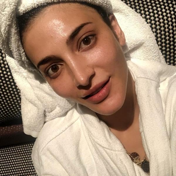 Priceless Beauty: Shruti Haasan’s No Makeup Look Is A Proof That She Is An Authentic Beauty: Take A Look Here - 0