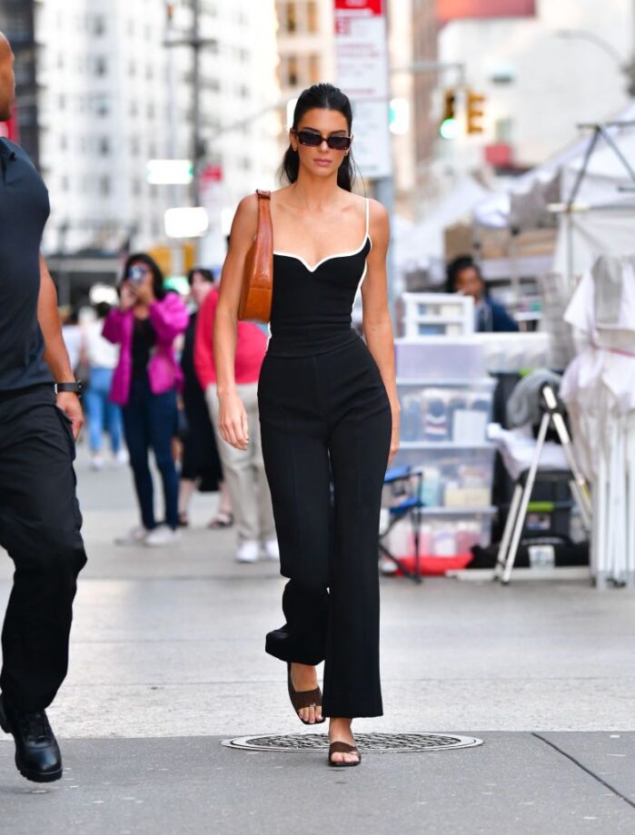 Skinny Pants, The Anti Fit Trend Is Here! Kendall Jenner’s Off-Duty Supermodel Looks To Die For! - 4