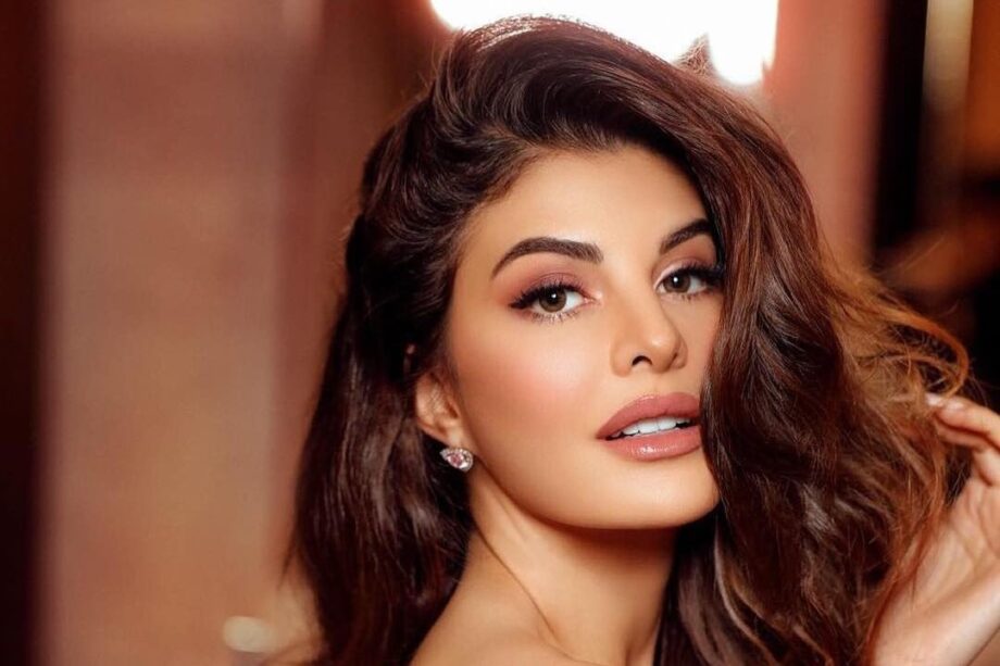 Bollywood Actress Jacqueline Fernandez Has Spilled The Beans On Her Skincare Routine, Follow Her 6 Steps Routine - 2