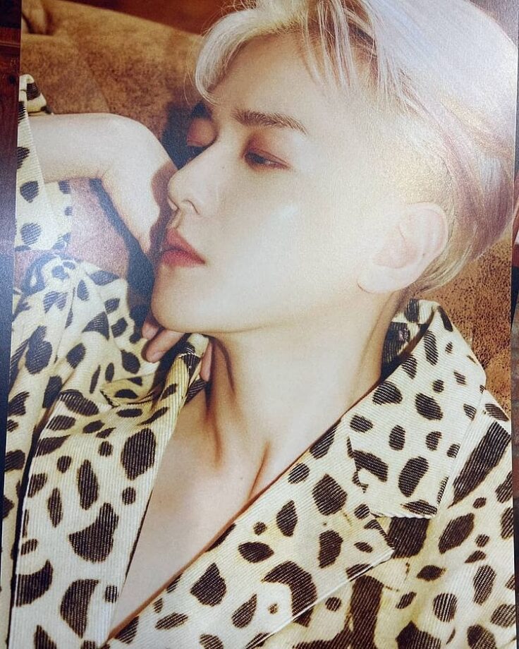 Breaking Barriers: Exo Baekhyun’s Best Makeup Looks That Will Leave Your Jaw Dropped - 1