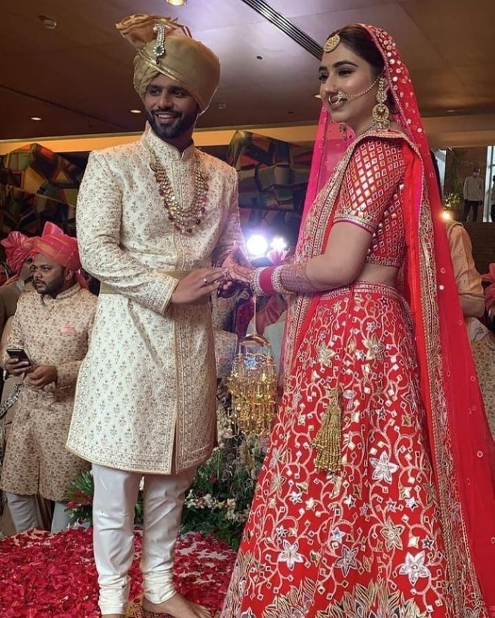 Check out Rahul Vaidya and Disha Parmar’s unseen wedding pictures - 3