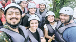 Chill Mode On: Ashi Singh enjoys river rafting with her BFF squad, fans love it