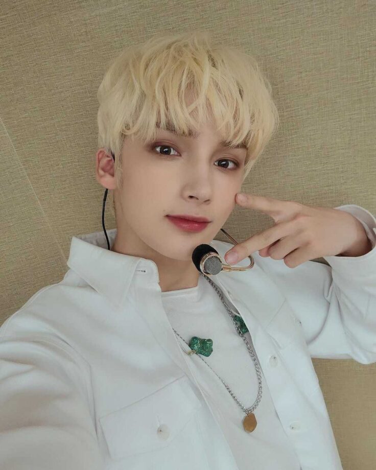 Don’t Know How To Pair That Boring Looking Whites: Pair It Just Like Txt Boys In The Most Glamorous Way - 3
