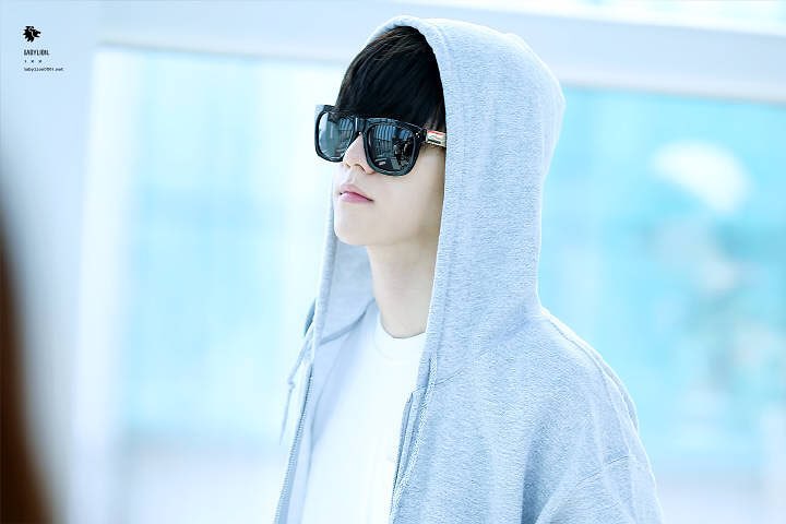 EXO Baekhyun’s Shades That Are A Class Apart, Take Cues Here - 0