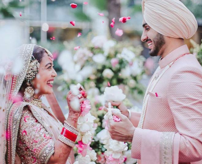 From Kajal Aggarwal To Yami Gautam: 7 Celebs Who Had The Most Minimalistic Wedding - 5