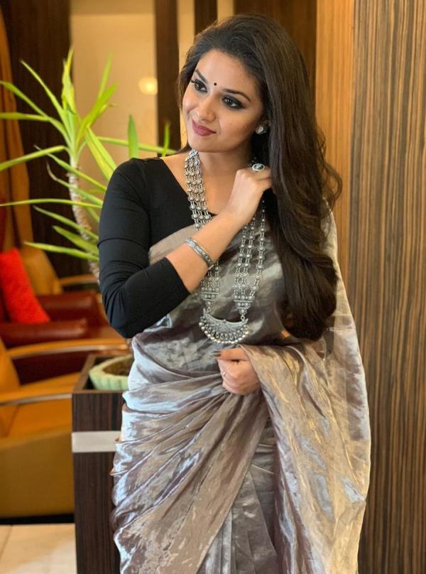 From Rashmika Mandanna To Shruti Hassan: 10 South Beauty Queens Who Slayed The Chunky Jewellery - 8