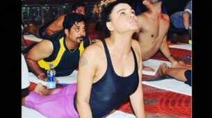 Hot Moment Leaked: Rakhi Sawant does a bold act, gives a super hot yoga pose in front of shirtless men