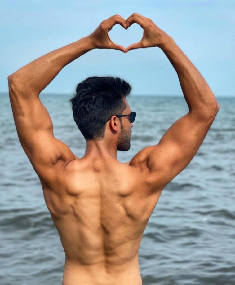 Inspiring Gym Moments From Our Hunk Parth Samthaan To Pumped Up Your Body, Take Inspiration - 6