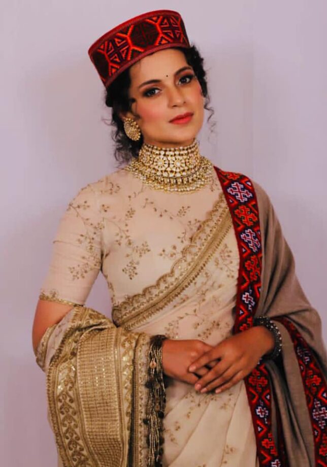 How To Wear A Perfect Saree With Perfect Jewellery? Take Cues From The Fearless Actress Kangana Ranaut - 1