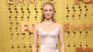 In Love With Midi Dresses? Sophie Turner To The Rescue