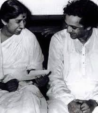 Lata Mangeshkar’s Instagram Is The Best Spot To Check Out Unseen Old Pictures Of The Remarkable Personalities - 3