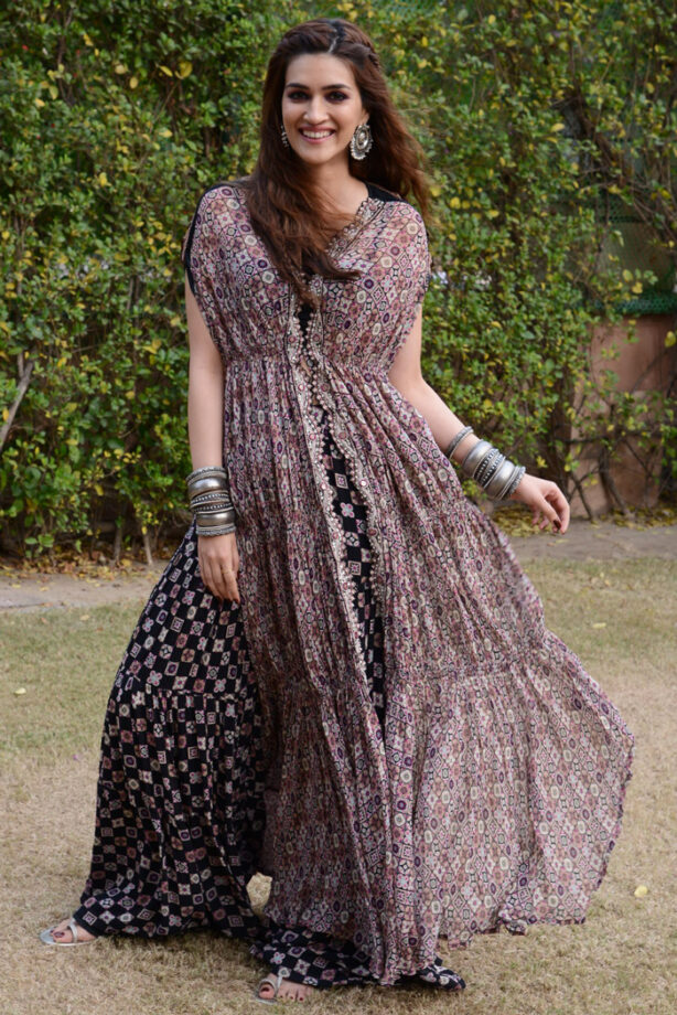 Let Your Love For Boho Fly High With Kriti Sanon’s Hot Bohemian Look - 1