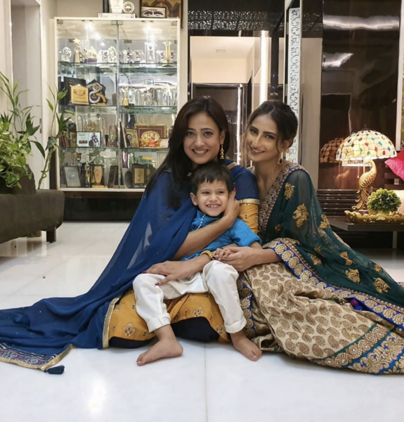 Meet 6 TV Celebs Who Handle Work & Parent Duties Effortlessly: From Shweta Tiwari To Kapil Sharma - 0