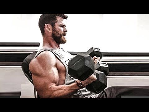 Perfect Physique: Chris Hemsworth Is One Of The Hottest Avengers And His Shirtless Pictures Are A Proof - 1