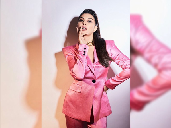 Priyanka Chopra Vs Jacqueline Fernandez: Which Diva Looks Bossy In Pink Satin Pantsuit? - 3