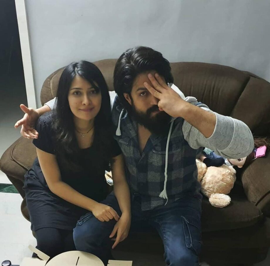 Romance In Air! Cosy Pictures Of KGF Star Yash And Radhika Pandit Give Major Relationship Goals - 6